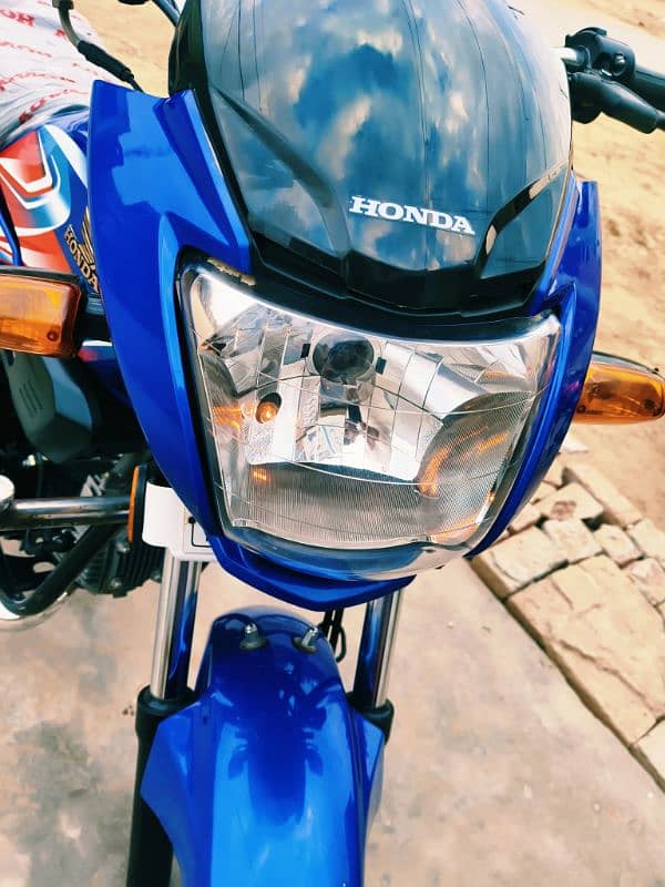 Honda Pridor100cc 2024 All Punjab Number Lush Condition 2025 sticker 4