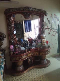 dressing table