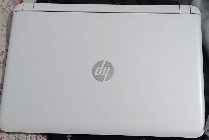 hp core i3 5th generation 4