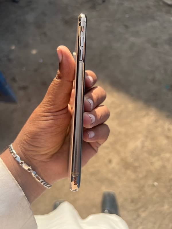 iphone xs max 6