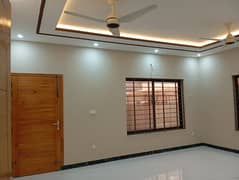 1 Kanal Brand New House Luxury Look Available For Rent In F-15