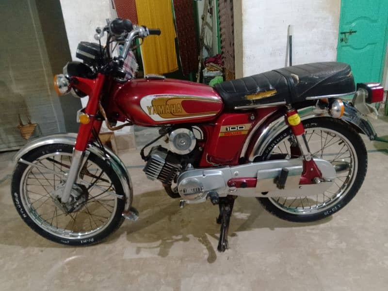 Yamaha 2 stroke 86 model genuine bike complete documents 4