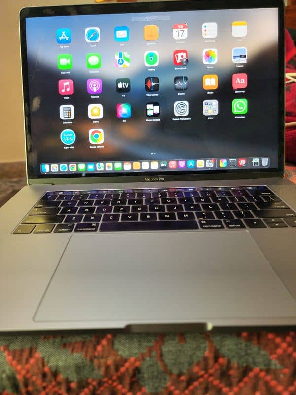 Macbook pro 2017 highest variant with touch bar 3