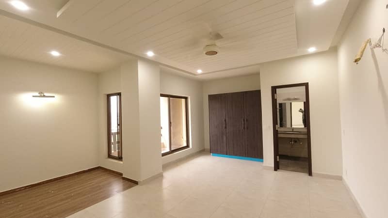 4 Bedrooms Duplex Apartment For Sale In Zarkon Heights G-15 Islamabad 19