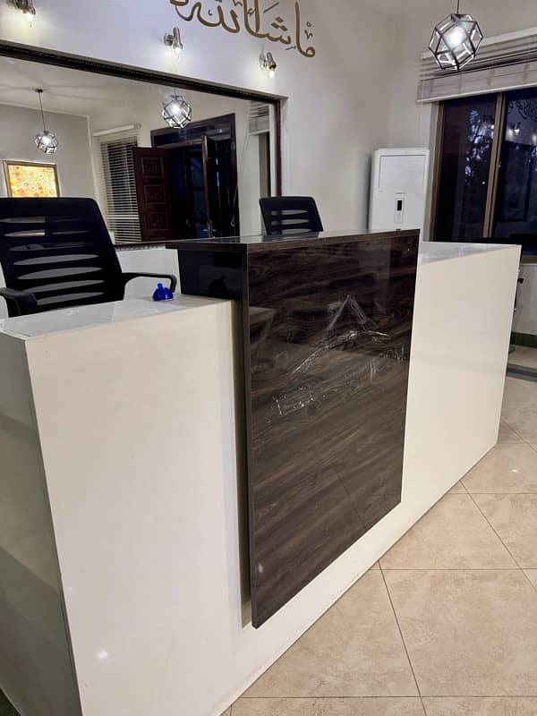 Reception Table / Counter Table / Front Desk for Sale 0