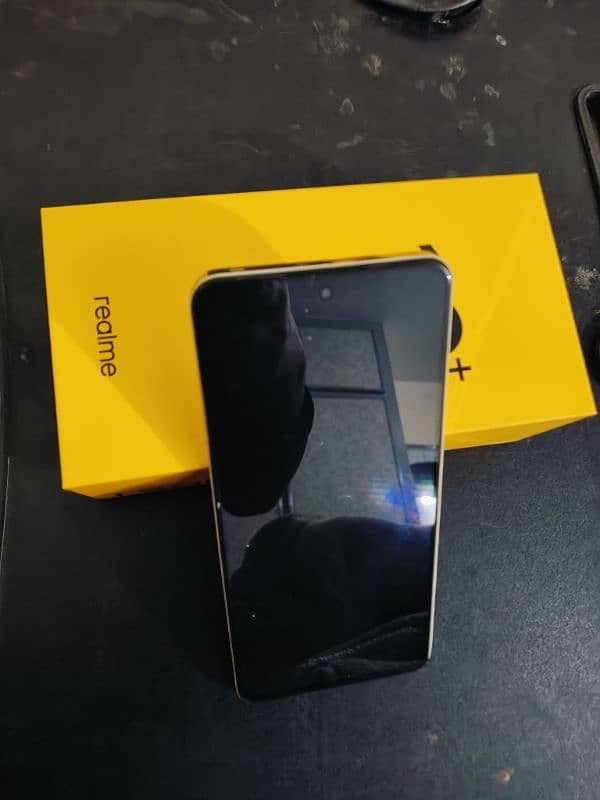 realme 12+ 5g 0