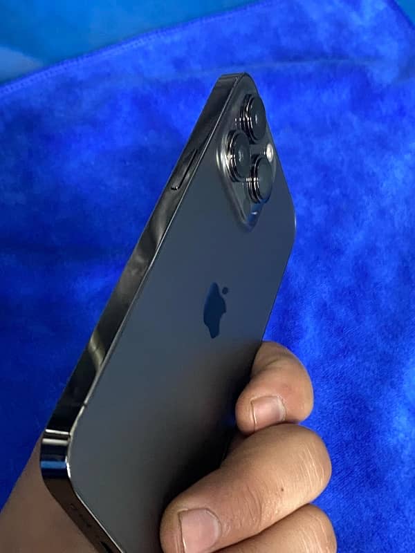 iphone 13pro 256gb pta approved 3