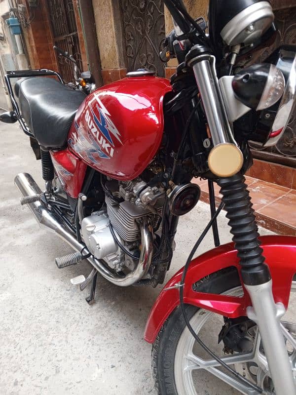 Suzuki Gs 150 3