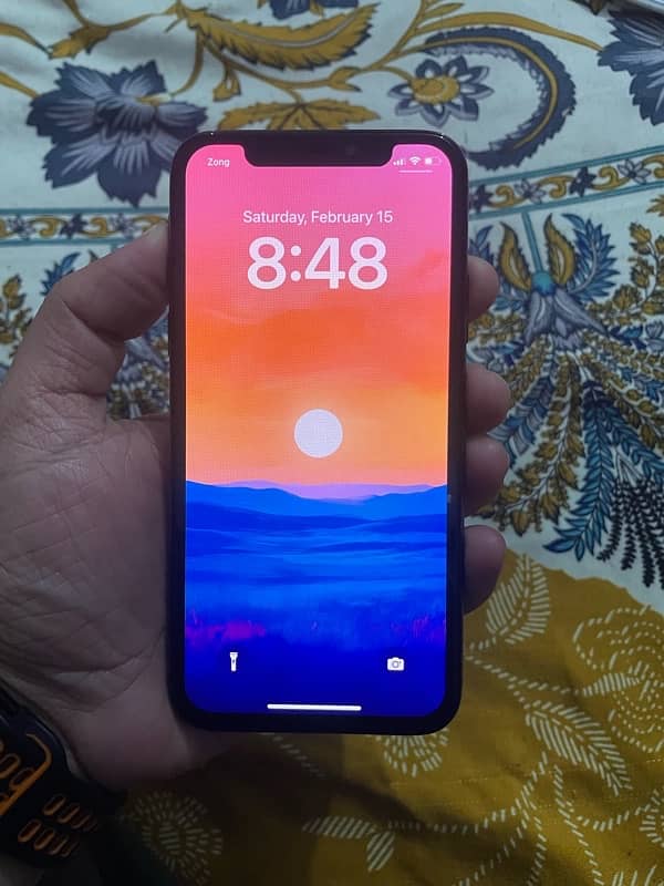 iPhone X Non PTA 64GB Factory Unlocked 5