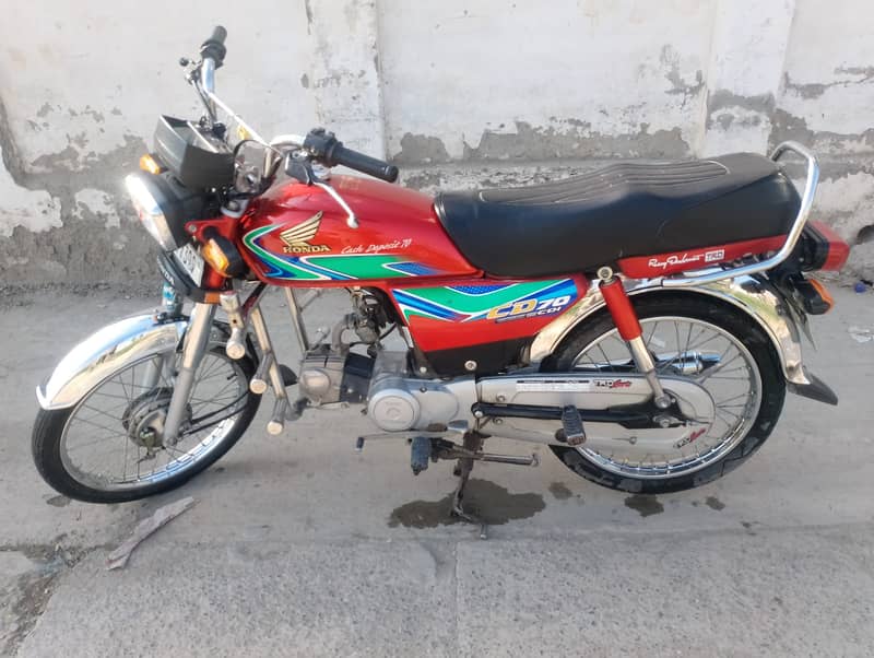 Honda CD 70 2018 4