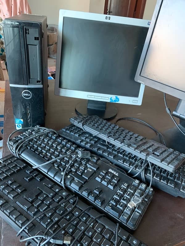 2 monitor 1 cpu and keyboards 1