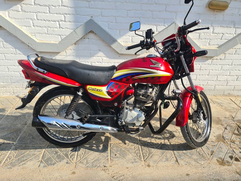 Honda CG 125 Deluxe 2014 17