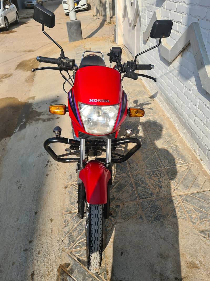 Honda CG 125 Deluxe 2014 18