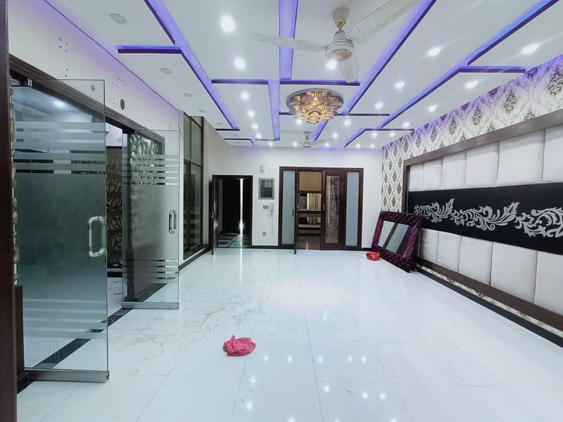 13 Marla Like Brand New House Available For Sale In Johar Town Prime Location 0