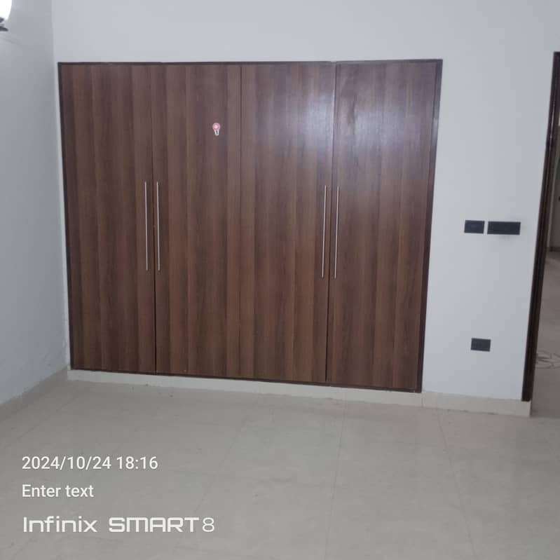 17 Marla Corner House For Rent Available in Johar Town Phase 2 2