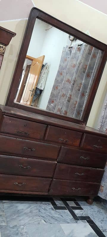 Wood made dressing table is available for sell 7