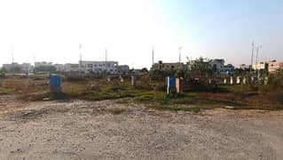 Top Location Facing Residential Possession Low Budget Commercial Plot