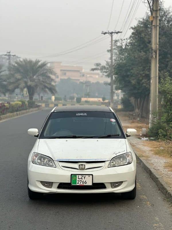 Honda Civic EXi 2004 1