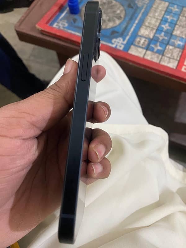 iphone 13 128GB Non PTA only 1 month used (factory unlocked) 4