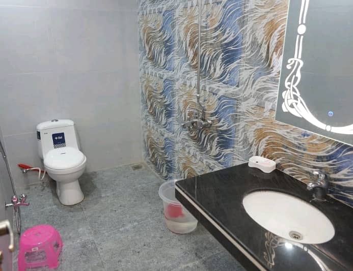 Get An Attractive Flat In Lahore Under Rs. 55000 2