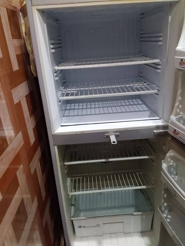 fridge 03052250100 2