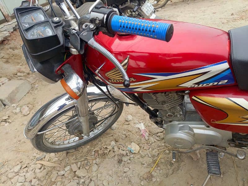 Honda 125 2020 Red Color 3-0-1(2-5-8-5-5-5-7) 4