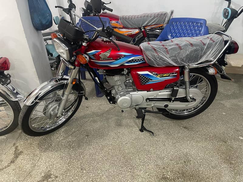 Honda CG125 2024 0