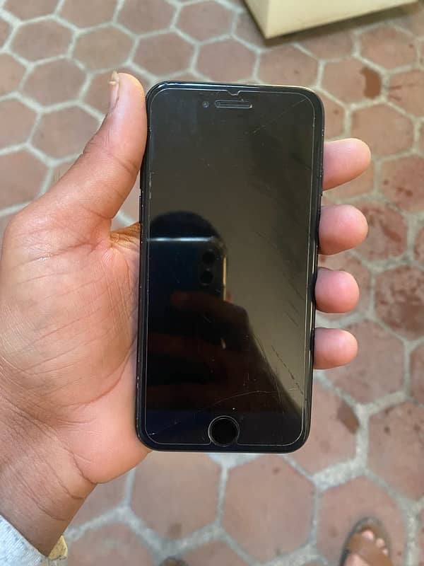 iPhone 7 128gb 0