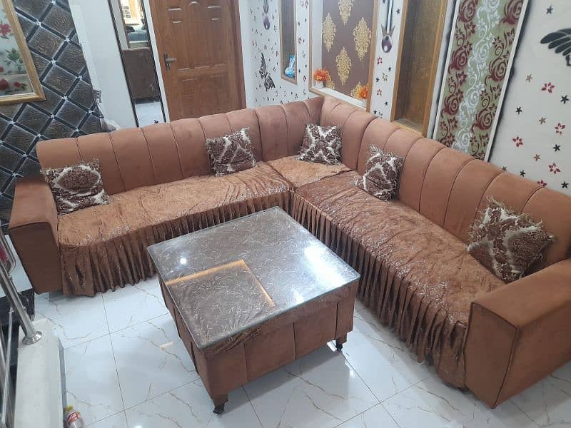 l shape sofa 7 seater 3+3+1 with poshish table 7