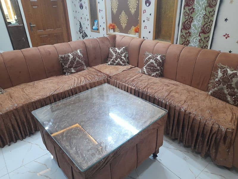 l shape sofa 7 seater 3+3+1 with poshish table 10