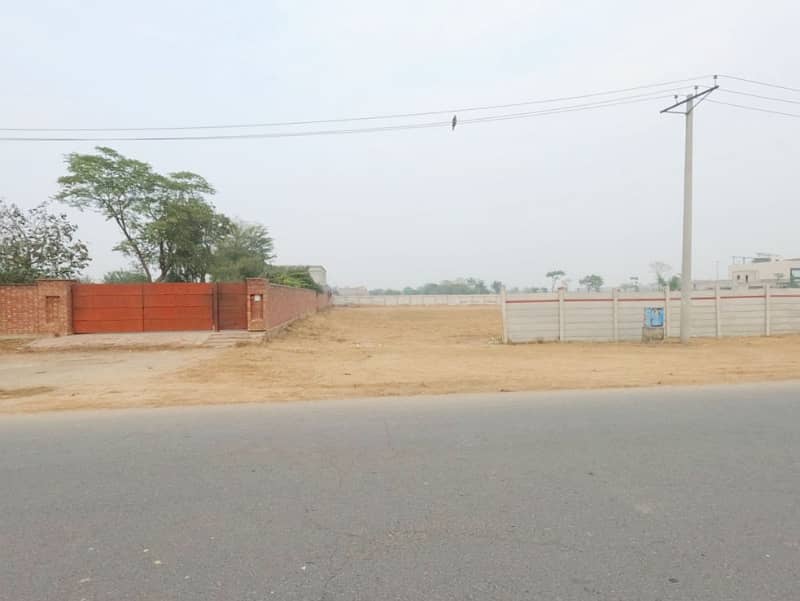 8 Kanal Commercial Plot For Sale In Rs. 350000000 Only 7