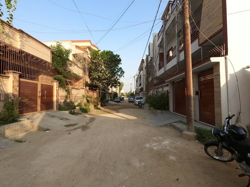 Gorgeous Prime Location 240 Square Yards House For Sale Available In Saadi Garden - Block 3 1