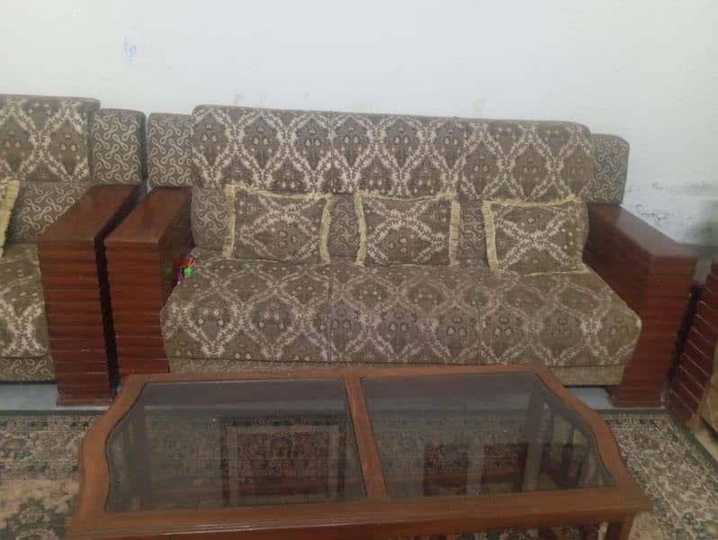 wooden box sofa 2