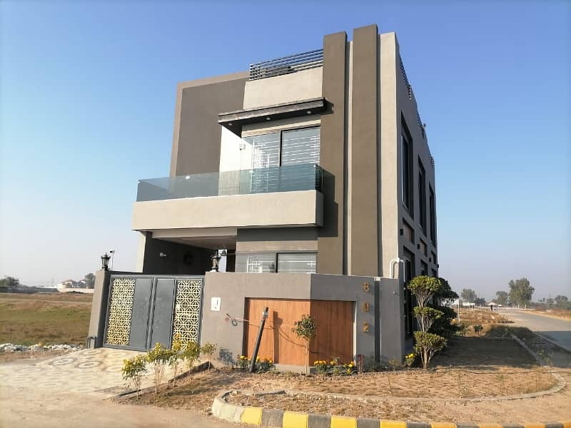 Corner 5 Marla House Is Available For Sale In Stunning DHA Sector C - Block 1 1