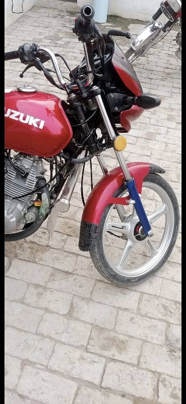 Suzuki 2018 mdl new batri new tyer dono dalway he Home used me he 3