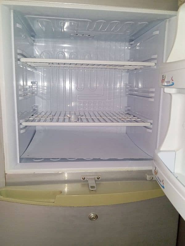 2300 JF PEL REFRIGERATOR 4