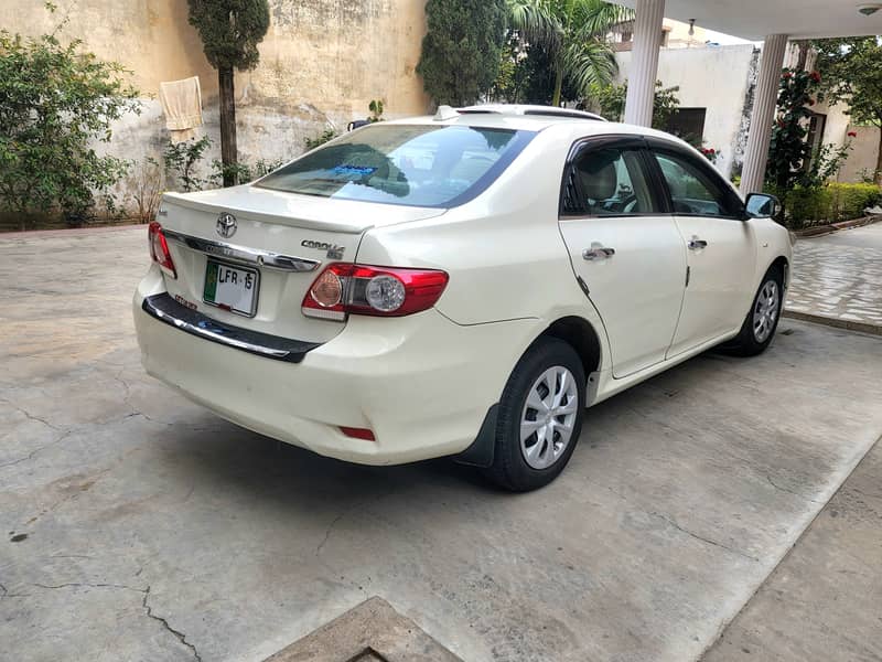 Toyota Corolla XLI 2014/15 4