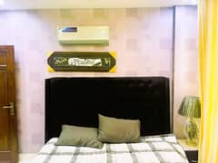 1 BED FULLY FURNISHED FLAT FOR RENT IN BAHRIA TOWN LAHORE