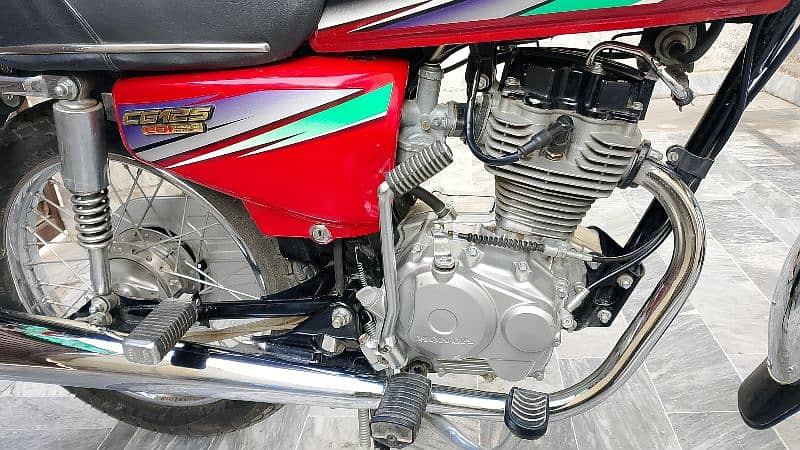 Honda 125 13 model lush condition 5