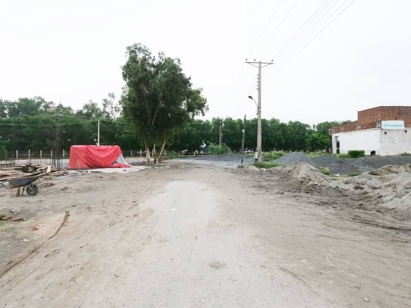 1 Kanal Commercial Plot Available On Very Hot Location 7