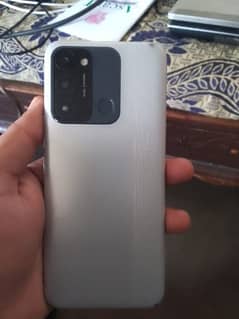 Tecno spark 8c