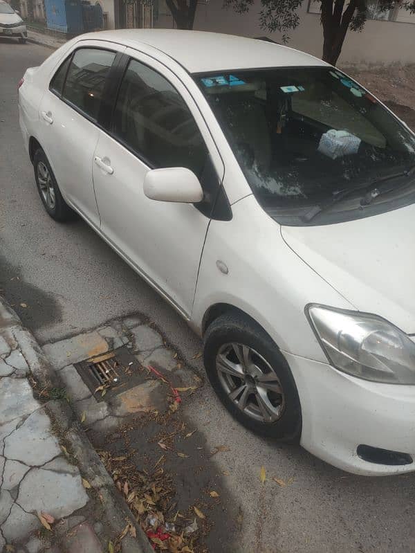 Toyota Belta 2007/2010 Karachi bttr thn vitz liana wagon cultus city 1