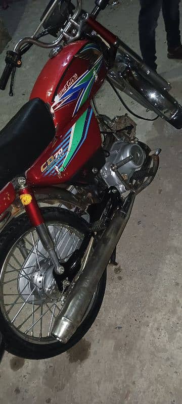 Honda bike urgent sale karni hai 2