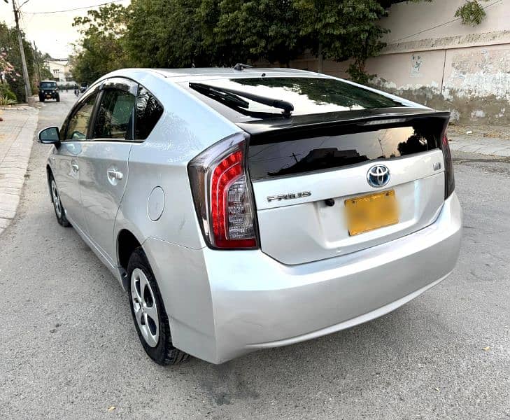 Toyota Prius Hybrid 2015 / 2018 Automatic 1.8 S led Push B2b Original 5