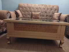 5 seater sofa plus table