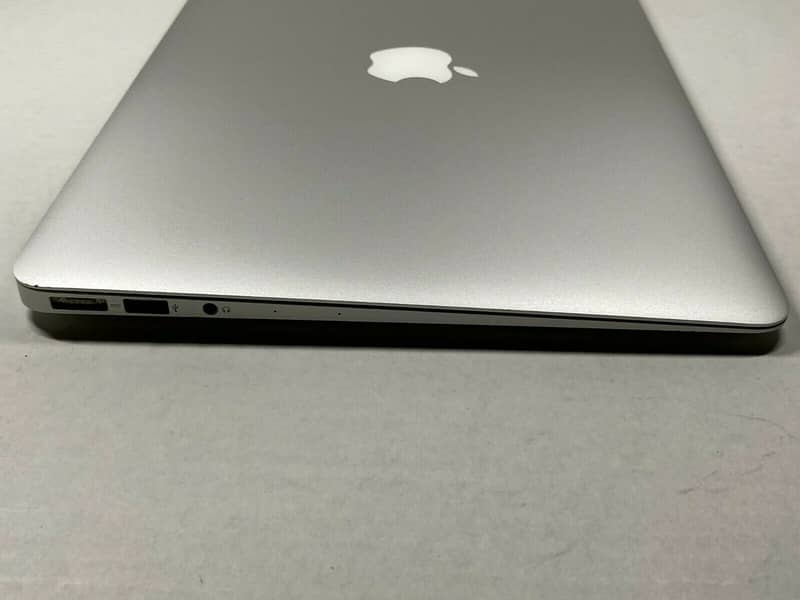 MacBook Air 2015 i5 1