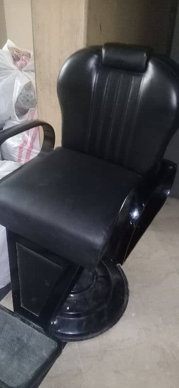 Salon Chair 1