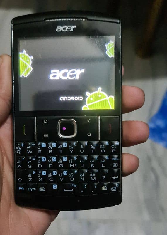 Acer E210 Touch & Type for call or whatsapp 03two44ten555zero 4