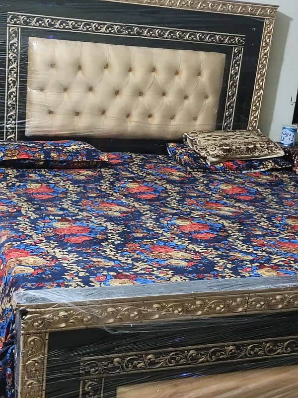 king size bed with 2 side tables 1