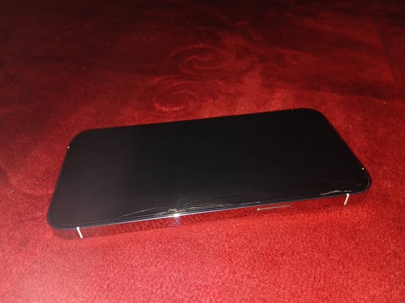 Iphone 13 pro max 256gb PTA approved 4